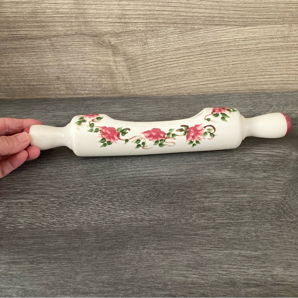 Vintage Floral Grandma Core Wall Ceramic Rolling Pin planter or Shelf Sitter